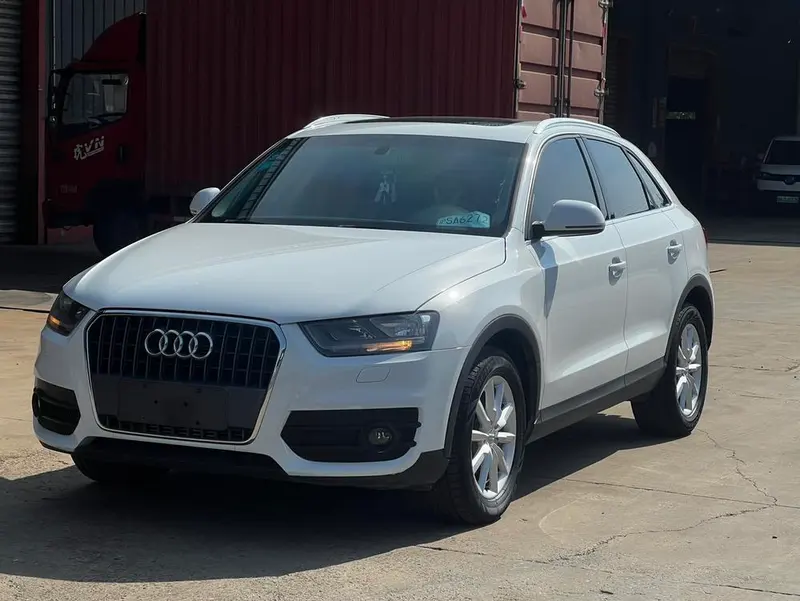 Audi Q3, 2015