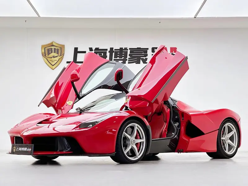 Ferrari LaFerrari, 2014