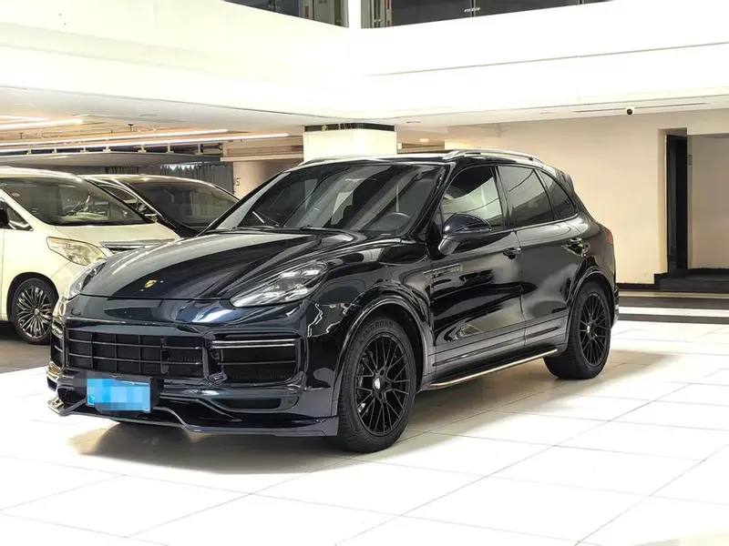 Porsche Cayenne, 2015