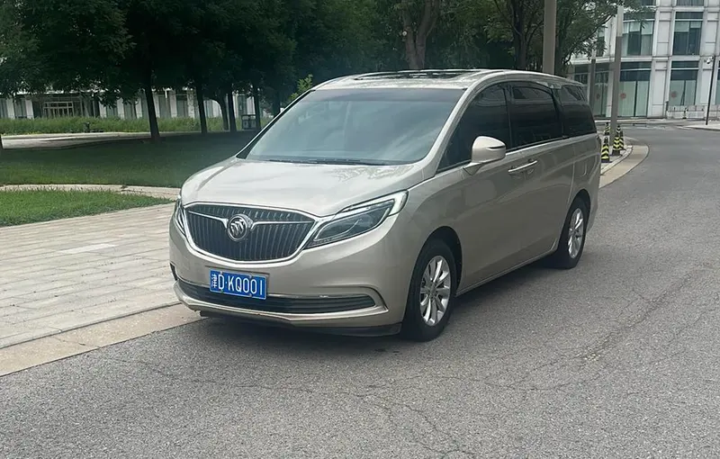 Buick GL8, 2018