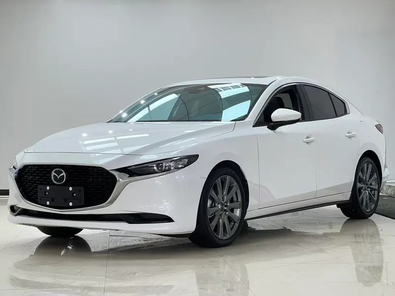 Mazda 3 Axela, 2023