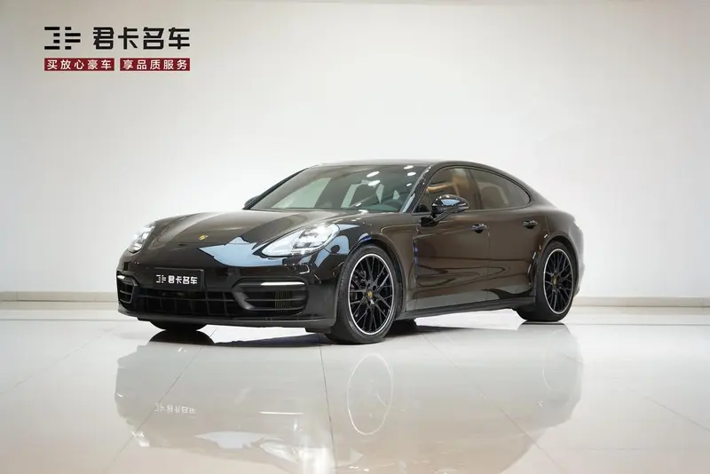 Porsche Panamera, 2022