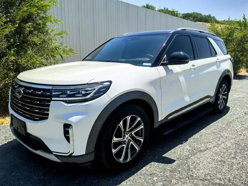Ford Explorer, 2023