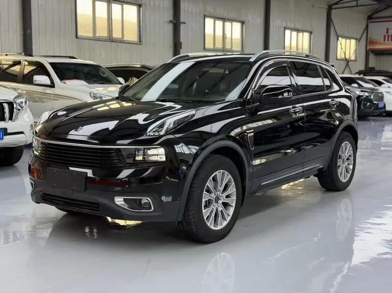 Lynk & Co 01, 2017