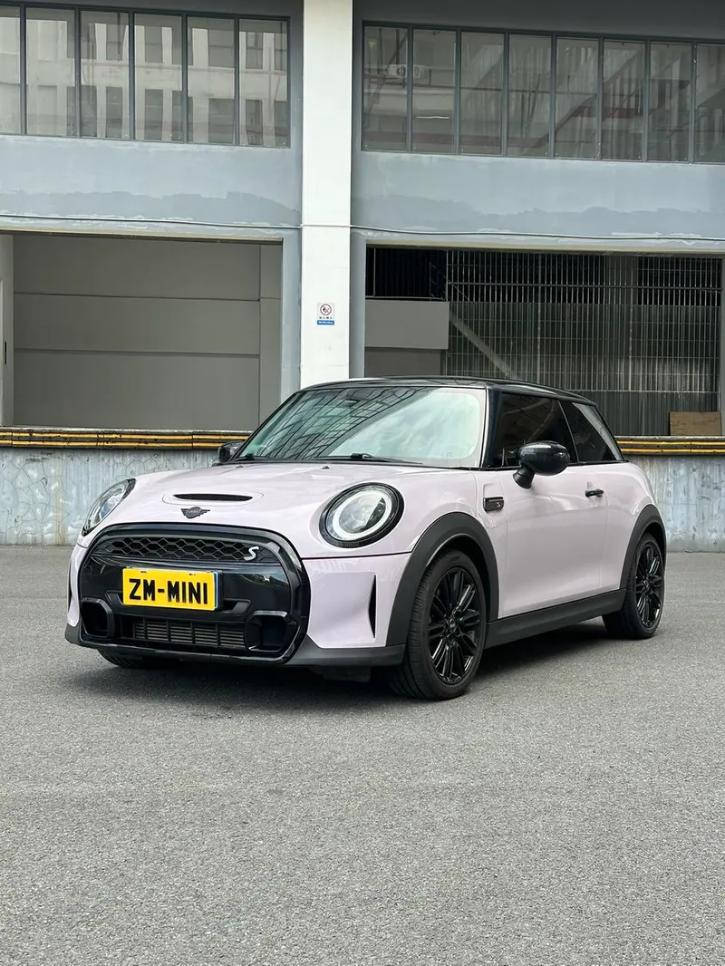 MINI MINI, 2022