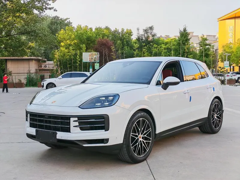 Porsche Cayenne, 2025