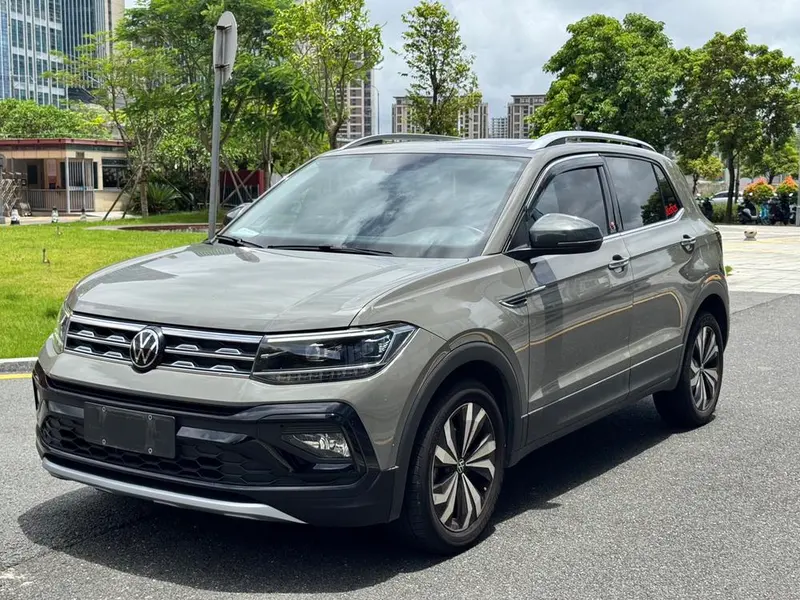 Volkswagen T-Cross, 2020