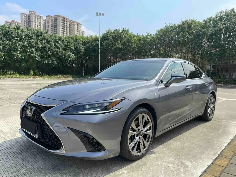 Lexus ES, 2021