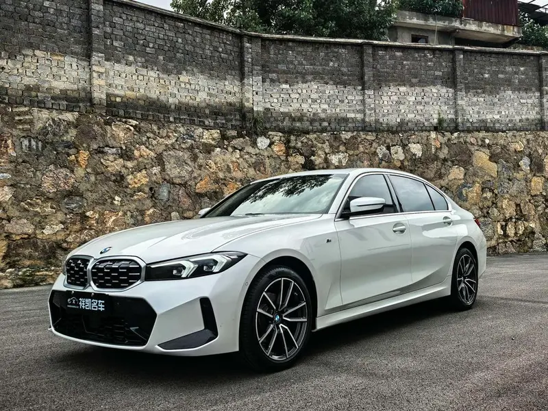 BMW 3-Series, 2025