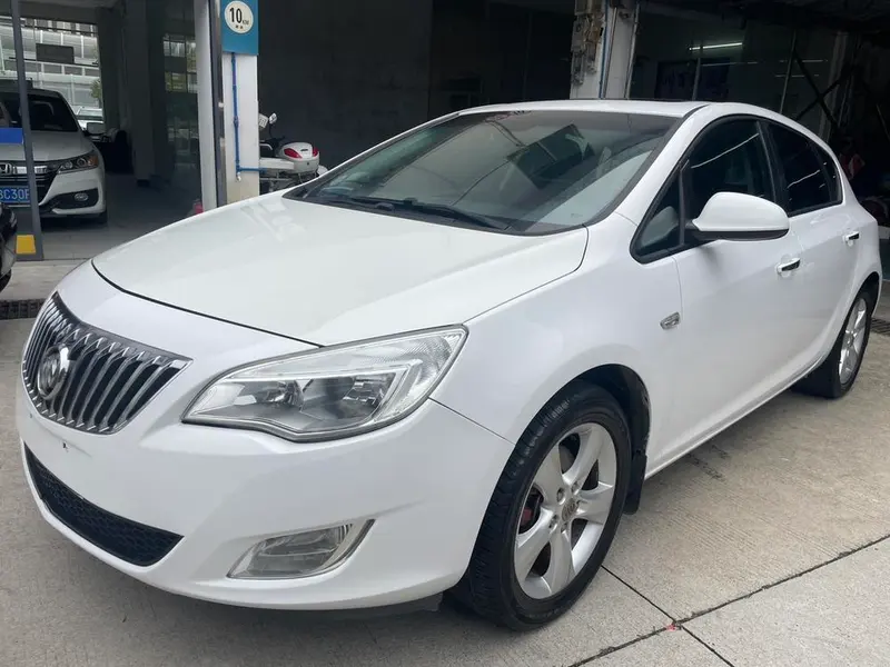 Buick Excelle, 2014