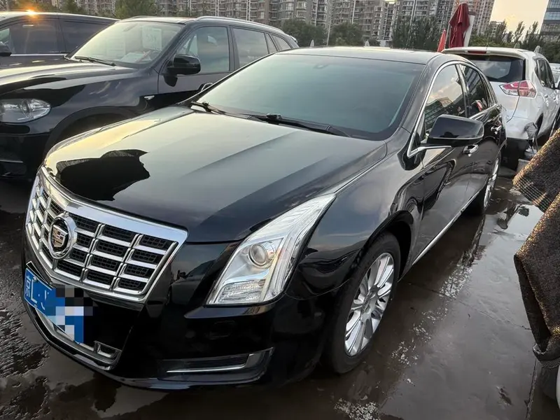 Cadillac XTS, 2013