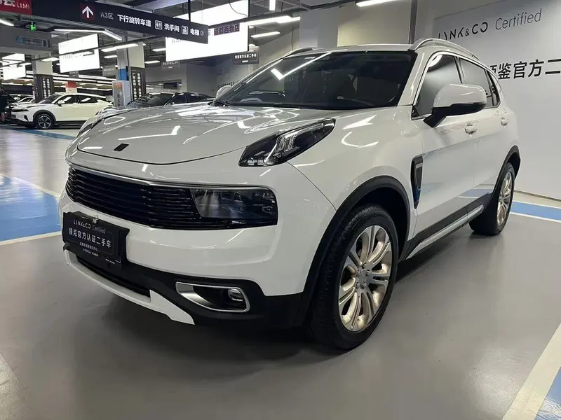 Lynk & Co 01, 2017