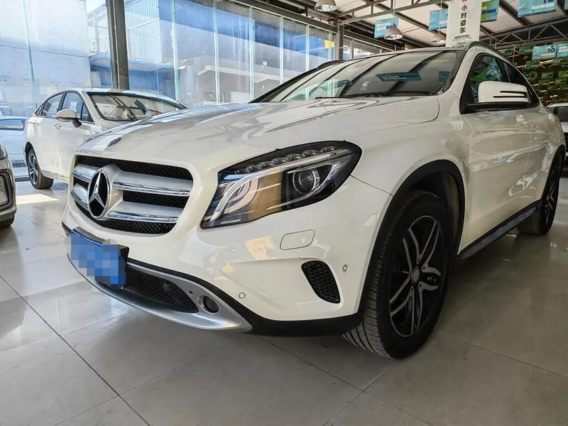 Mercedes-Benz GLA, 2016
