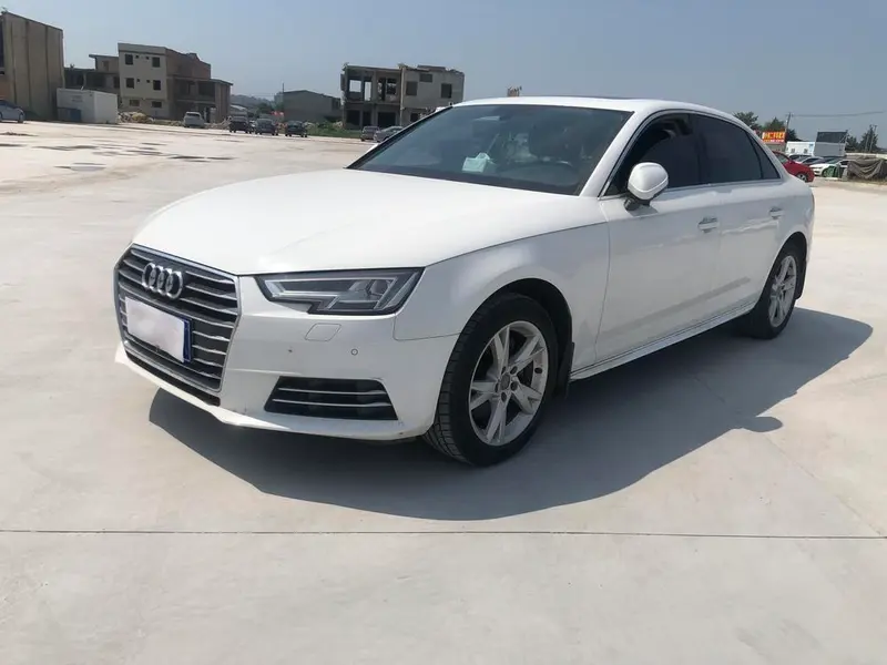 Audi A4L, 2018
