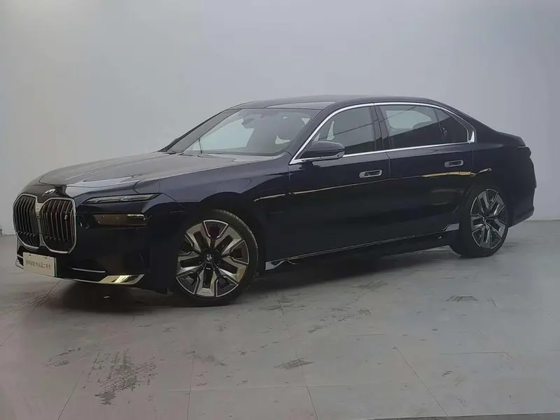 BMW i7, 2023
