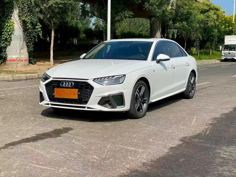 Audi A4L, 2020