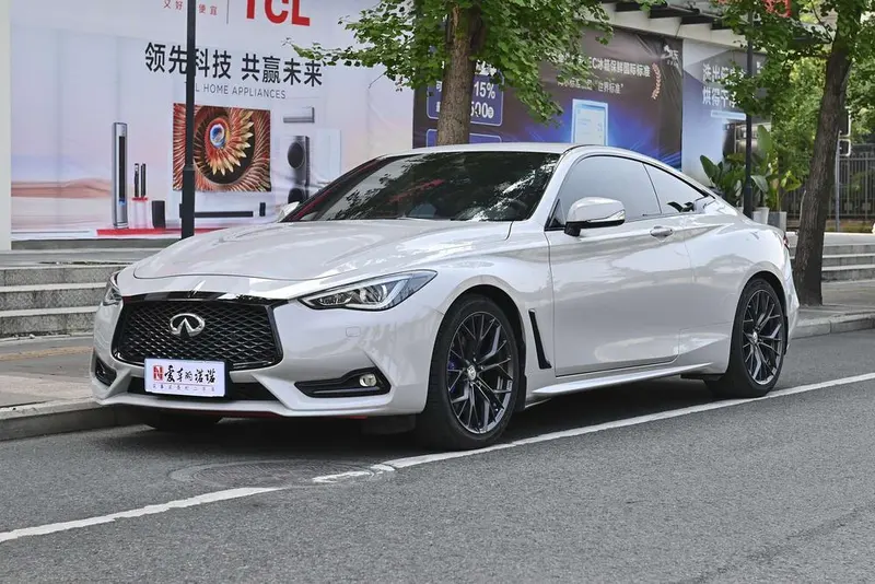 Infiniti Q60, 2019