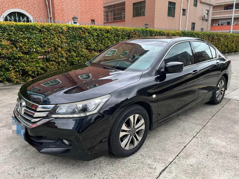Honda Accord, 2015
