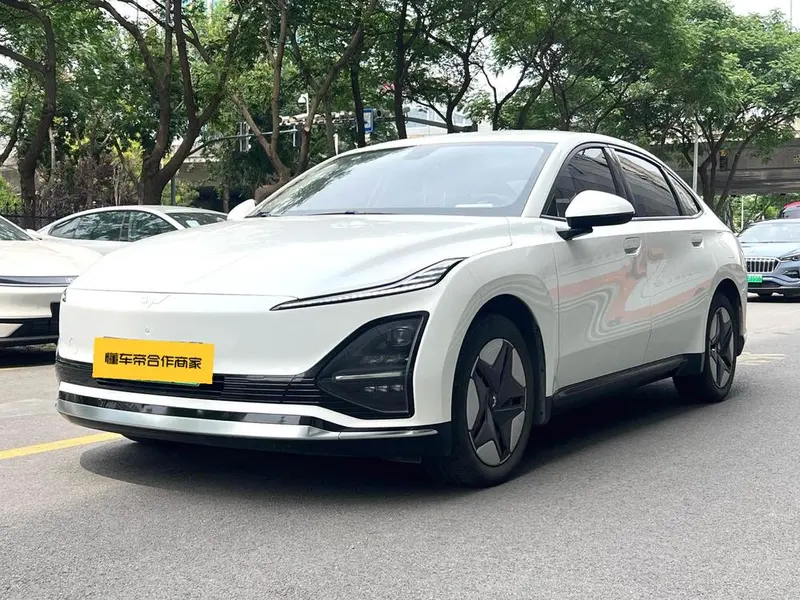 Wuling E5, 2024