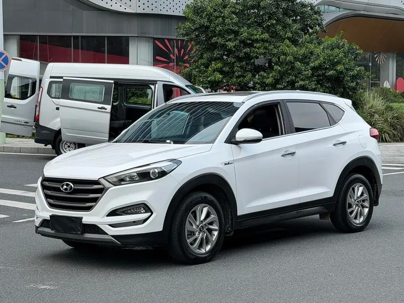 Hyundai Tucson, 2015