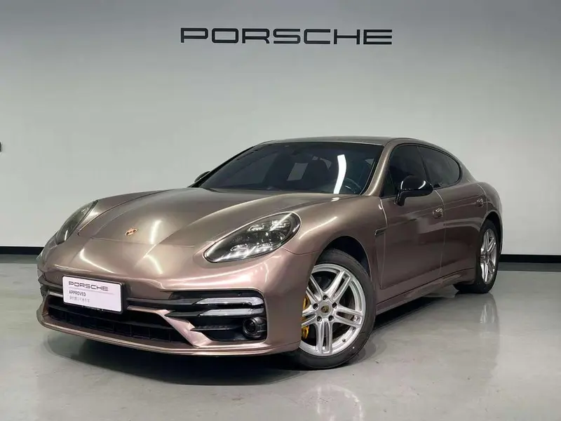Porsche Panamera, 2015