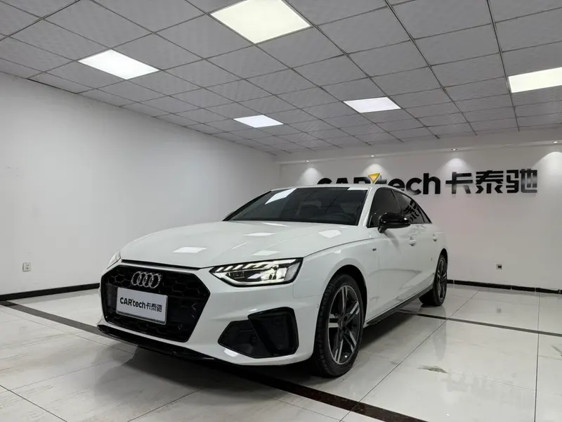 Audi A4L, 2022