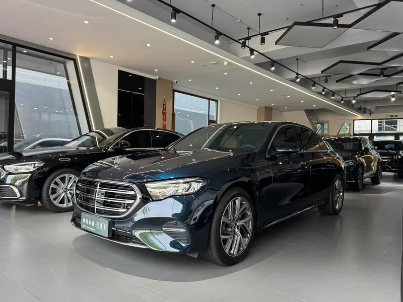 Mercedes-Benz E-Class, 2025
