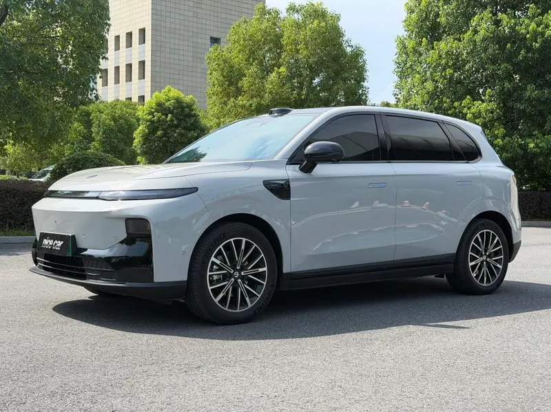 Leapmotor B10, 2025