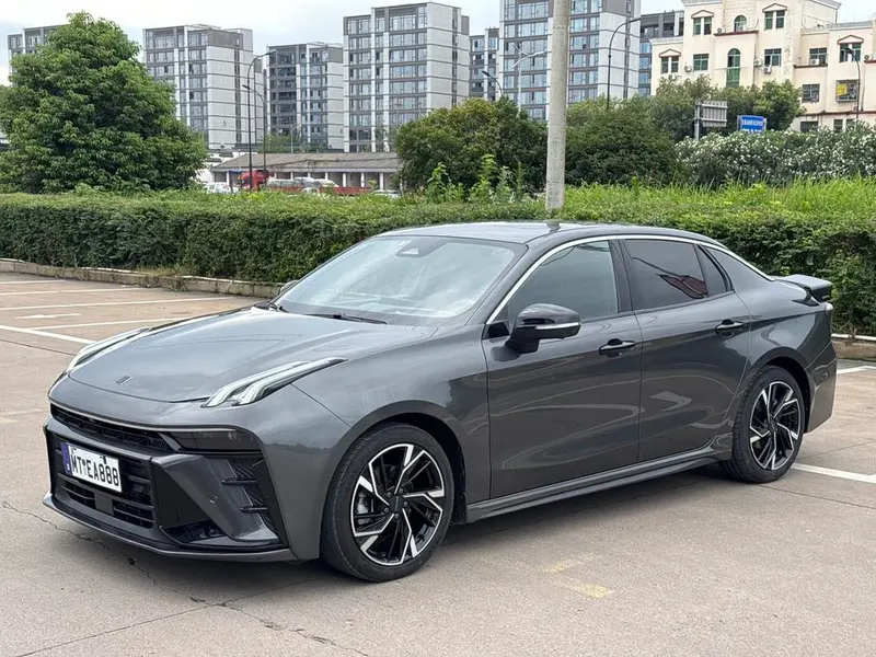 Lynk & Co 03, 2025