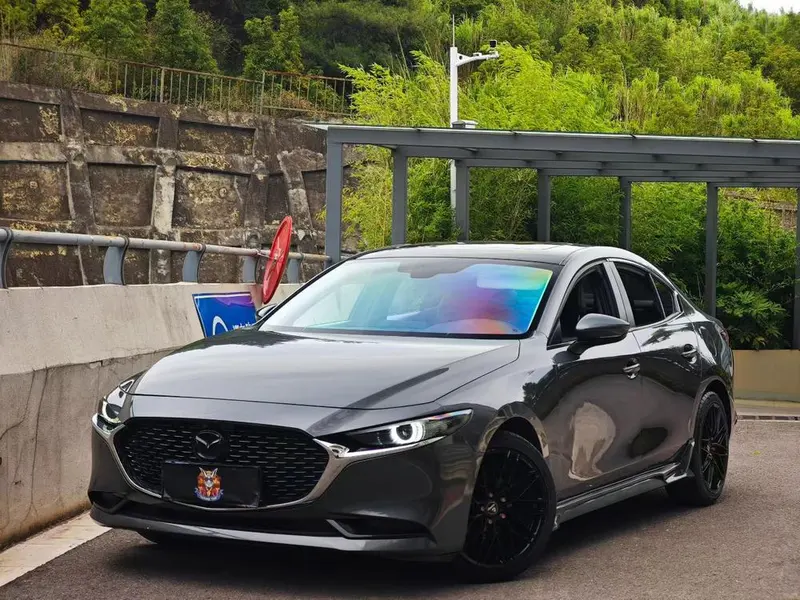 Mazda 3 Axela, 2021