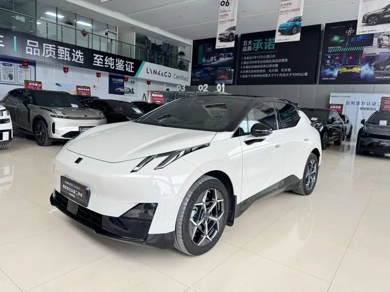 Lynk & Co Z20, 2025