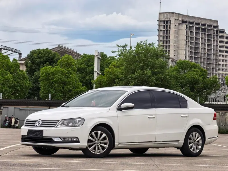 Volkswagen Magotan, 2013