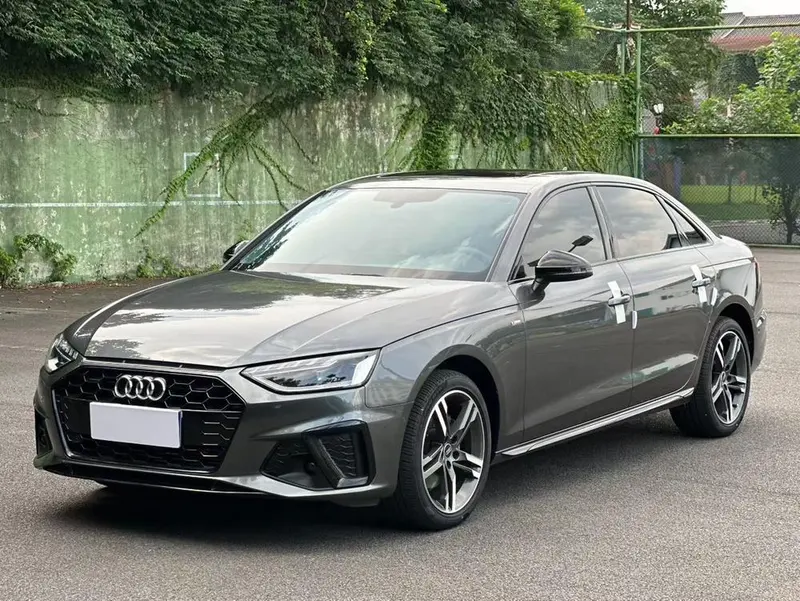 Audi A4L, 2022