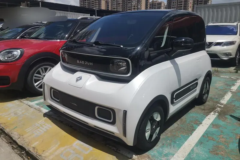 Baojun E300, 2020