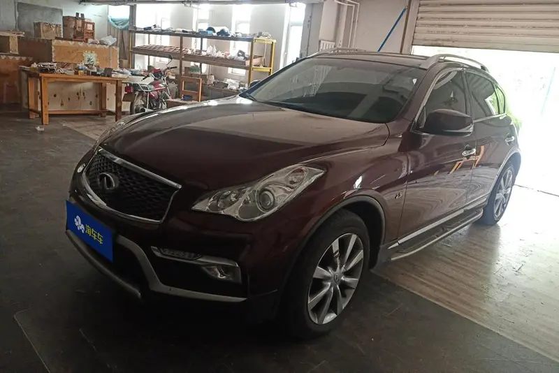 Infiniti QX50, 2015