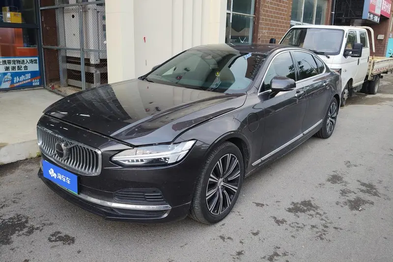 Volvo S90 PHEV, 2021