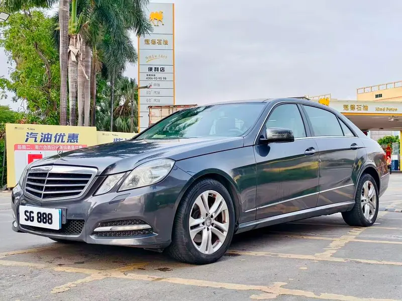 Mercedes-Benz E-Class, 2011