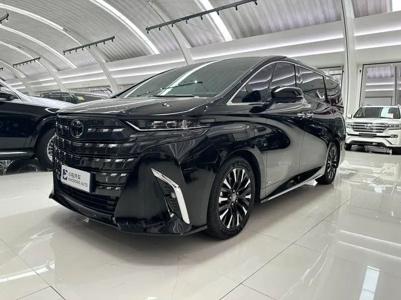 Toyota Alphard, 2024