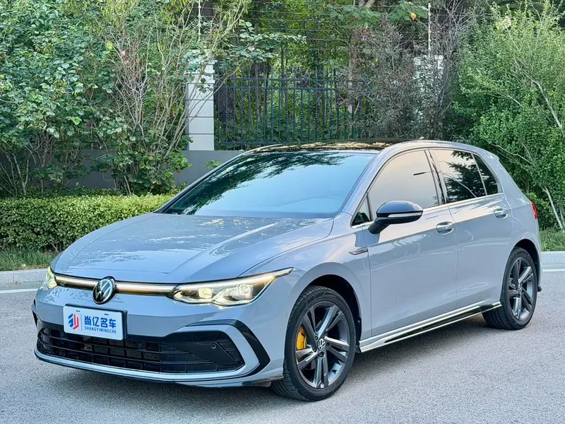 Volkswagen Golf, 2021