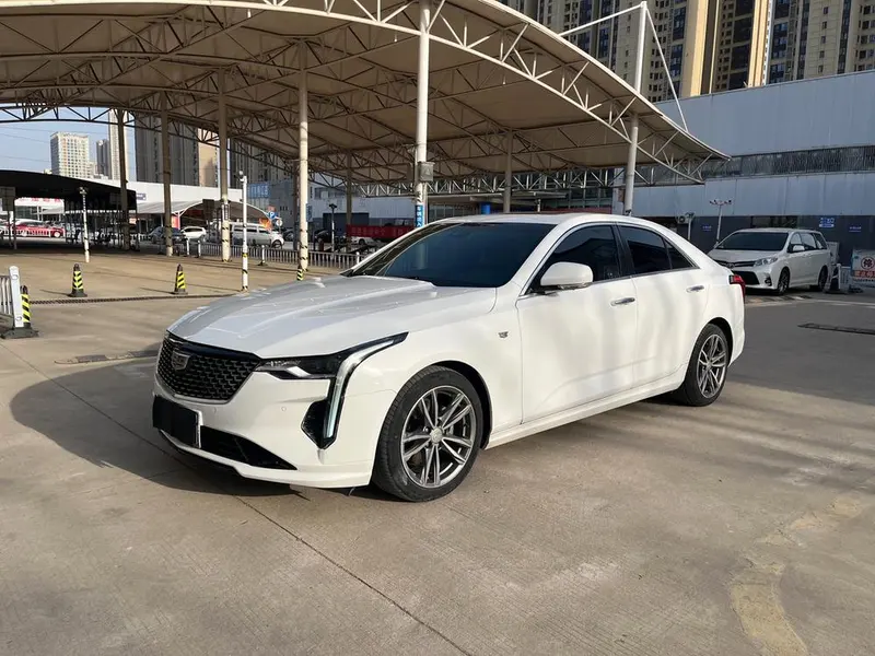 Cadillac CT4, 2021