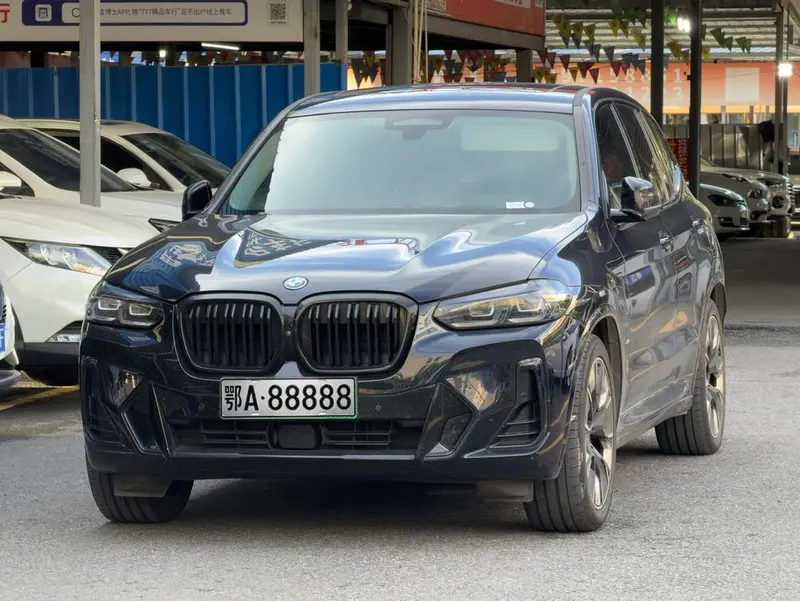 BMW iX3, 2022