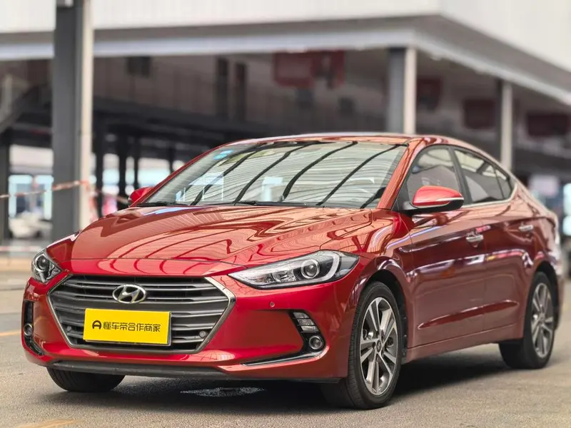 Hyundai Elantra Lingdong, 2016