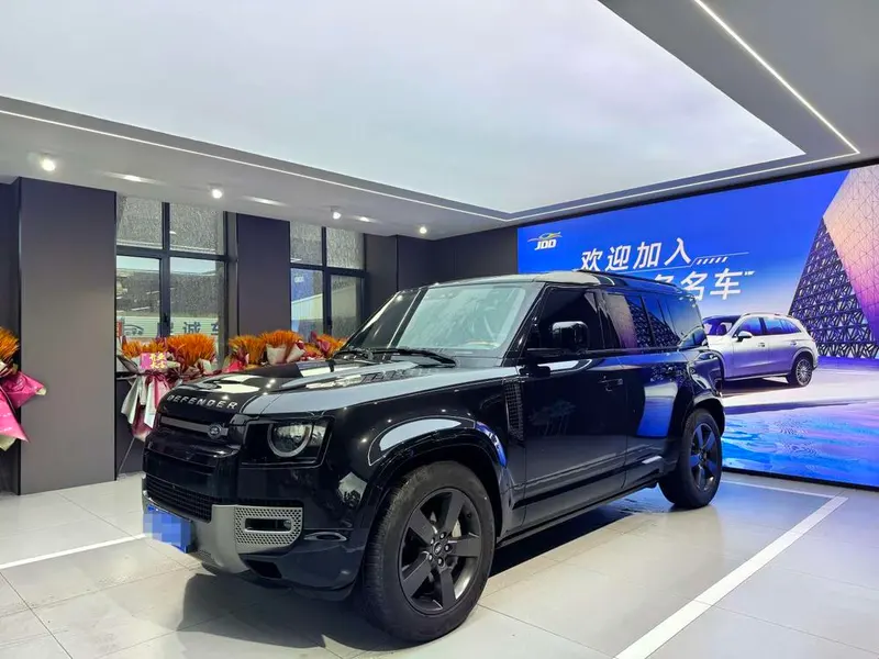 Land Rover Defender, 2024