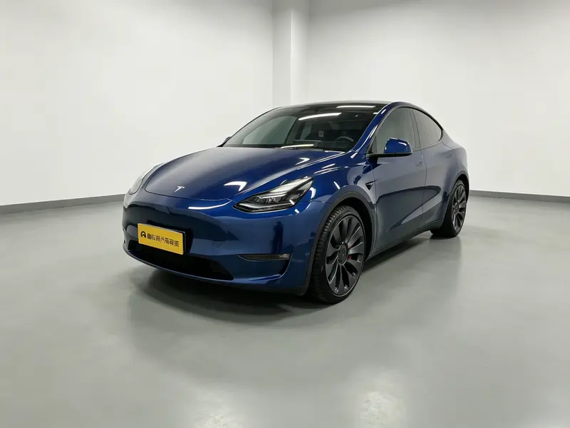 Tesla Model Y, 2021
