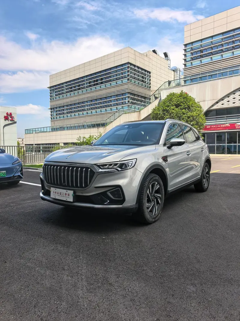 Hongqi HS5, 2022