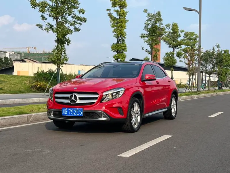 Mercedes-Benz GLA, 2016
