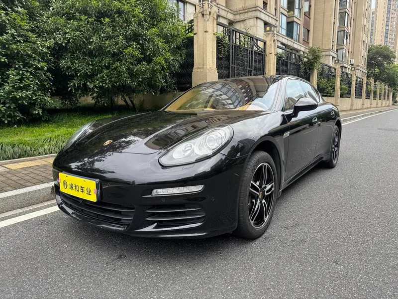 Porsche Panamera, 2014