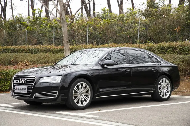 Audi A8, 2013