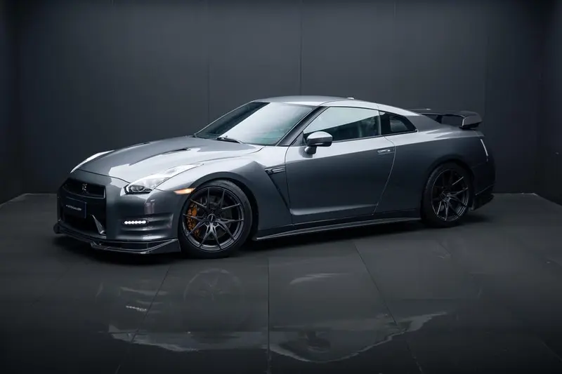 Nissan GT-R, 2012