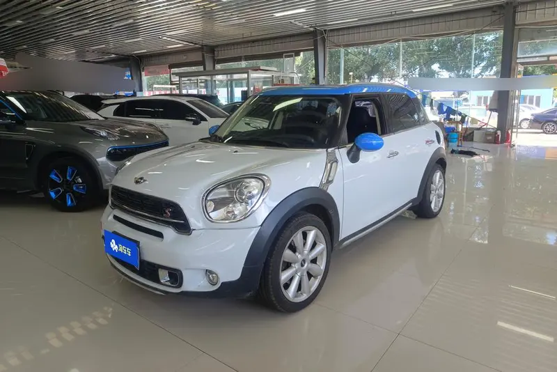 MINI COUNTRYMAN, 2014
